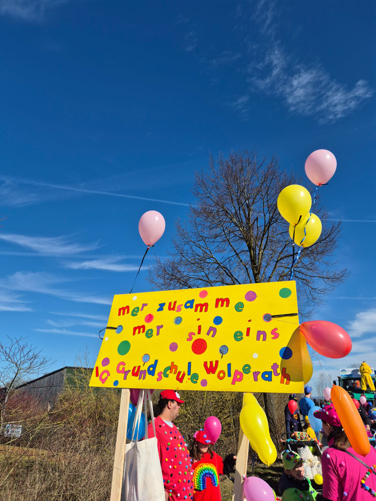„Mer zusamme, mer sin eins“ – Rosenmontag 2025